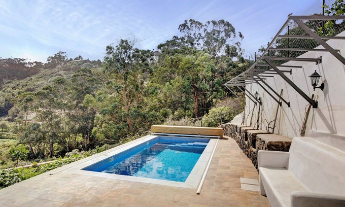 Tegueste House | Mountain View Holiday Home with Private Pool & Wi-Fi
