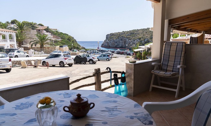 Es Canutells House | Cozy Sea View Getaway at 'La Casa Del Pescador'