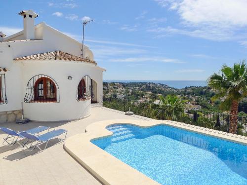 Benissa Coast House | Family-Friendly Holiday Home La Vina with Pool Retreat