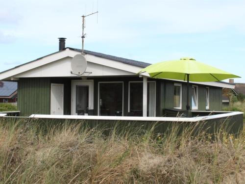 Bjerregard Strand House | Cozy Holiday Home Lambe Near the Sea in Western Jutland
