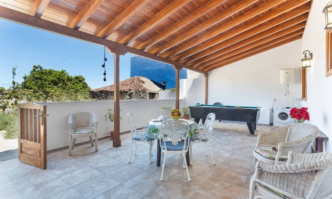 Garachico House | Mountain View Retreat: Las Casas del Bisa in Garachico