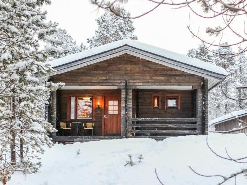 Inari House | Guest Rated 10/10: Holiday Home Lemmenliekki 3 Retreat