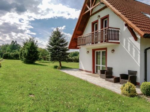 Lgota House | Guest Rated 10/10: Holiday Home Lgota with Cozy Fireplace