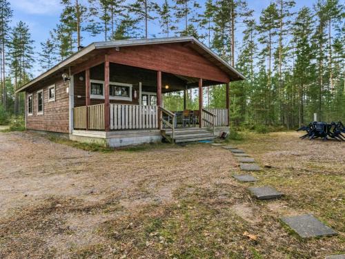 Mantyharju House | Inviting Holiday Home Mäntyniemi: Pet & Child Friendly Retreat