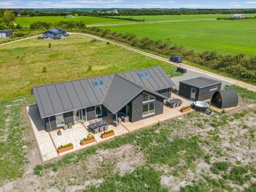 Skjern House | Cozy Holiday Home Måns - Steps from Inlet in Western Jutland