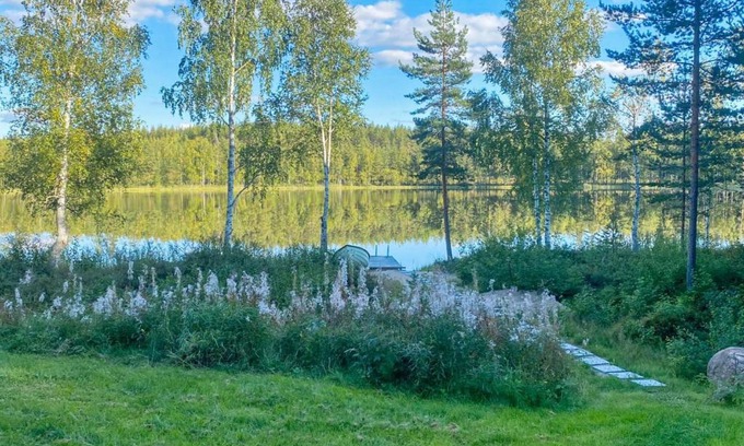 Mantyharju House | Relax at Holiday Home Metsälampi: 4-Star Retreat with Hot Tub