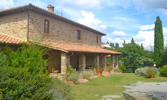 Montenero House | Experience Montecucco Winery: 4-Star Guest Rated Retreat