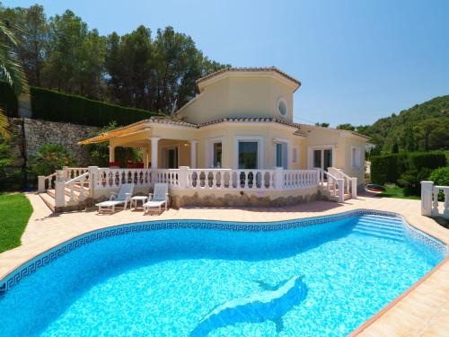 Benissa Coast House | Pet-Friendly Holiday Home Montemar with Pool & Family Perks