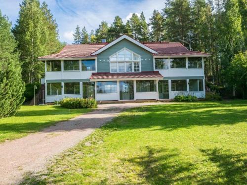 Vuokatti House | Cozy Holiday Home Mustikka with Fireplace & Family-Friendly Amenities