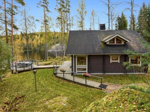Mikkeli House | Cozy Holiday Home Mykkylä with Hot Tub and Pet-Friendly Stay