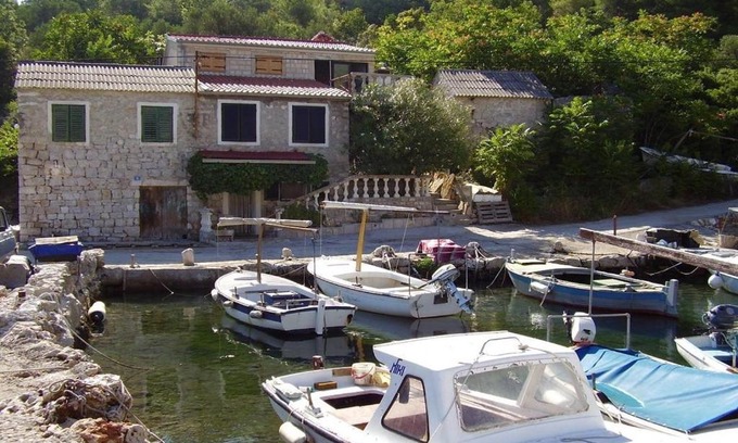 Cove Donja Krusica (Donje selo) House | Cozy Holiday Home Nik - Steps from the Oceanfront