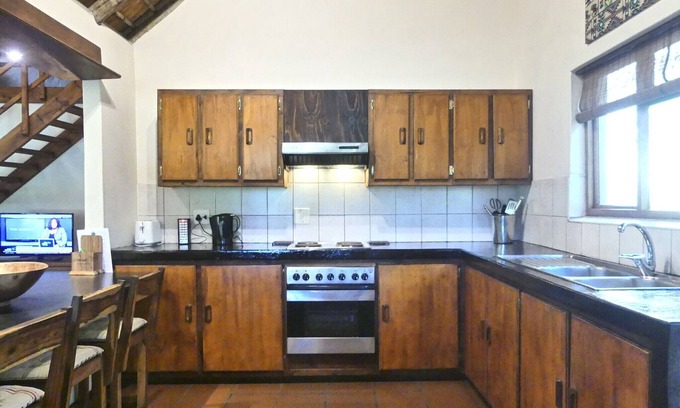 Phalaborwa Villa | Ideal Holiday Home Near Kruger National Park with Pool