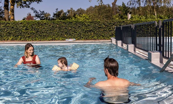 Diessen House | Cozy Holiday Home with Pool, Perfect for Family Getaways
