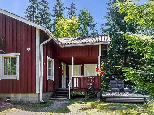 Pargas House | Cozy Holiday Home Nokikana 7 with Hot Tub & Pet Friendly