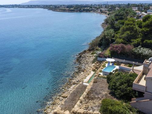 Punta Milocca House | Holiday Home Norbert by Interhome