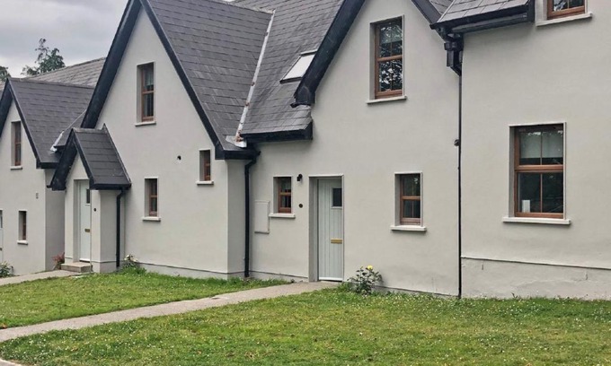 Terryglass House | Family-Friendly Holiday Home Old Court by Interhome