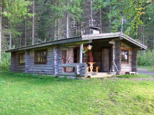 Asikkala House | Pet-Friendly Holiday Home Peltotupa with Hot Tub