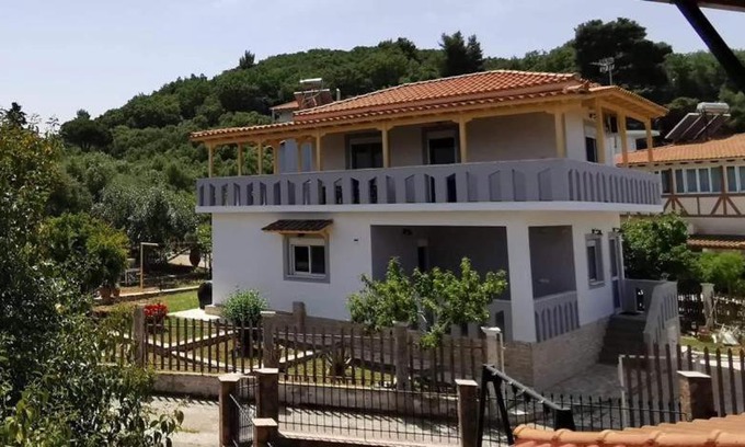 Skafidia House | Experience Holiday Home Petros: Ocean View & Pet Friendly