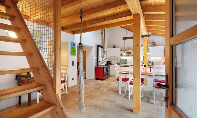 Steinbach House | Holiday Home 'Plättig' with Private Terrace, Private Garden and Wi-Fi