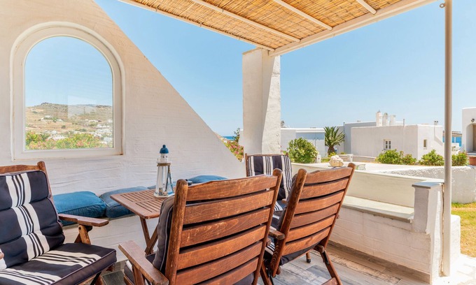 Agios Ioannis House | Oceanfront Holiday Home 'Porto Galini Tinos Syros 105'