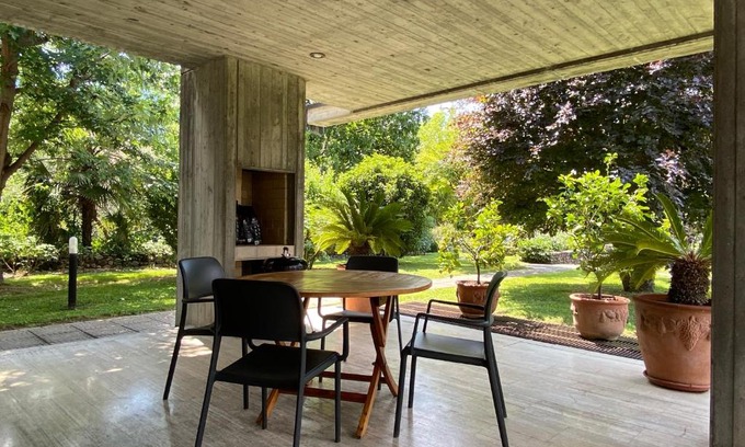 Iseo Apartment | Idyllic Punta D'Oro Home with Lake Access & Ocean Views
