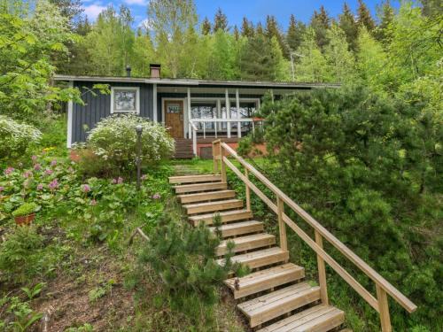 Mikkeli House | Pet-Friendly Retreat: Holiday Home Rantapelto Awaits!