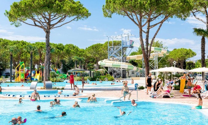 Mazzorno Sinistro House | Family-Friendly Holiday Home Residence Village-2 Awaits