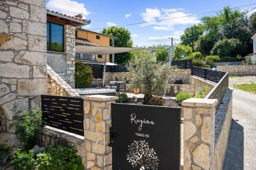 Boljevici House | Top-Rated Holiday Home Regina with Hot Tub & Family Amenities