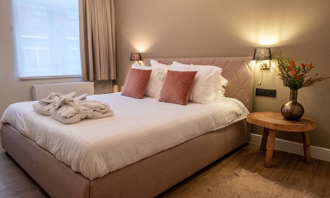 Ypres House | Relaxing Holiday Home with Sauna & Jacuzzi in Ypres