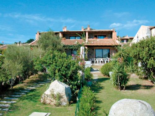 Sant'Elmo House | Cozy Oceanfront Retreat at Holiday Home Residence Delphino