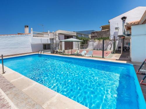 Cacin House | Relaxing Holiday Home Rural Cacin with Pool & Kids' Fun