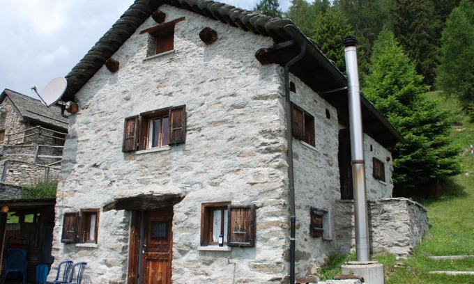 Malvaglia-dagro House | Inviting Holiday Home Rustico Bellavista for Families & Pets