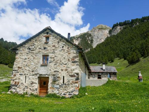 Blenio House | Cozy Retreat at Holiday Home Rustico Dolomia by Interhome