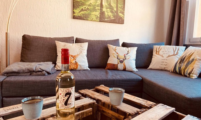 Kall House | Holiday Home 'Sötenicher Mühle' with Private Garden, Wi-Fi and Air Conditioning
