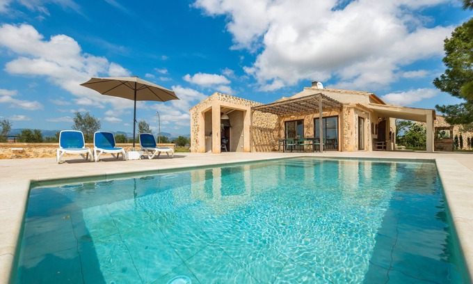 Sencelles House | Relax at Sa Caseta Biniali with Pool and Private Terrace