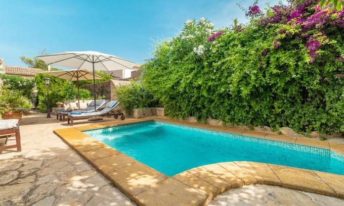 Campanet House | Family-Friendly Holiday Home Sa Teulera with Pool