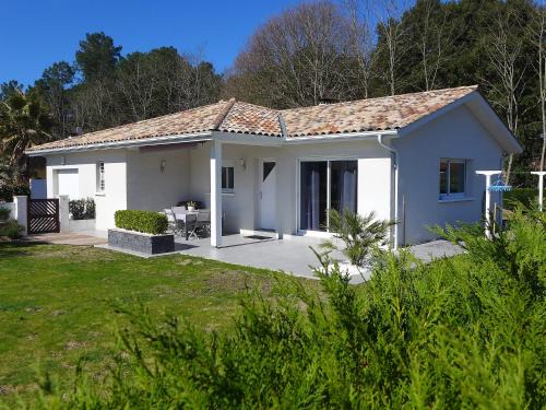 Tosse House | Guest Rated 10/10: Holiday Home Sainte Marie Awaits You