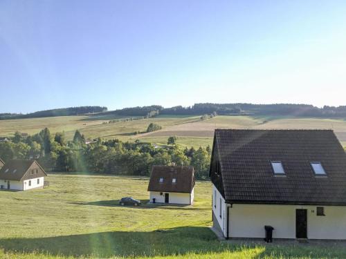 Starkov House | Holiday Home Stárkov by Interhome