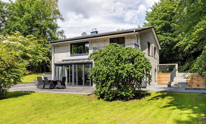 Neu Wulmstorf House | Top-Rated Studio Mt Nine with Private Terrace & Garden