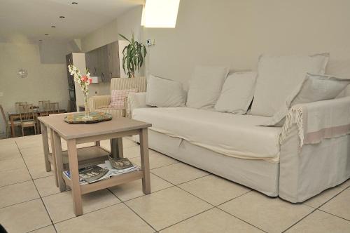 Tongeren House | Pet-Friendly Holiday Home 't Regulierenhuisje, Rated 9.5/10