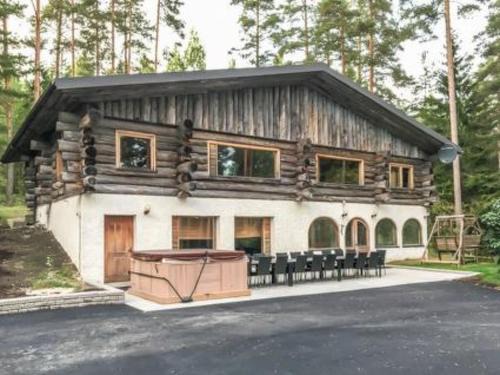 Mantyharju House | Experience Holiday Home Torvilahti with Hot Tub & Pet Friendly