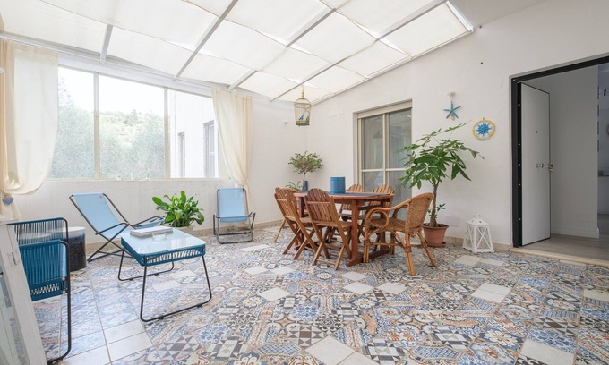 Torre di Faro House | Seaside Retreat 'Tra Mare e Lago' with Private Terrace & Wi-Fi