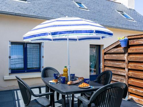 Plounevez-Lochrist House | Family-Friendly Holiday Home Ty Channed - High Guest Rating