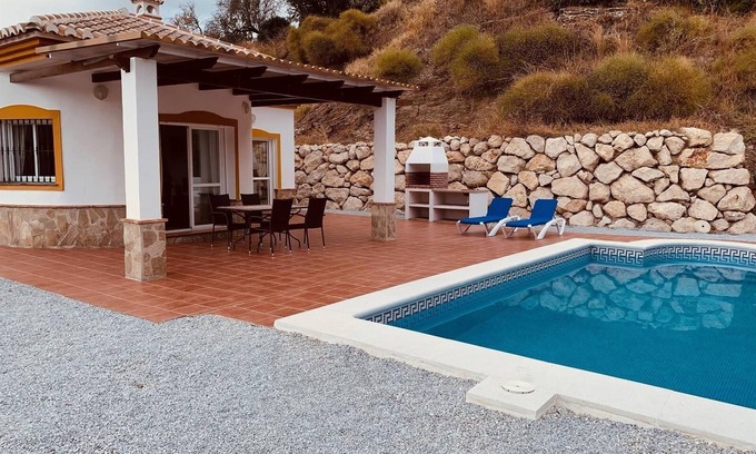 Competa House | Idyllic Holiday Home "Verdejo" with Pool and Mountain View