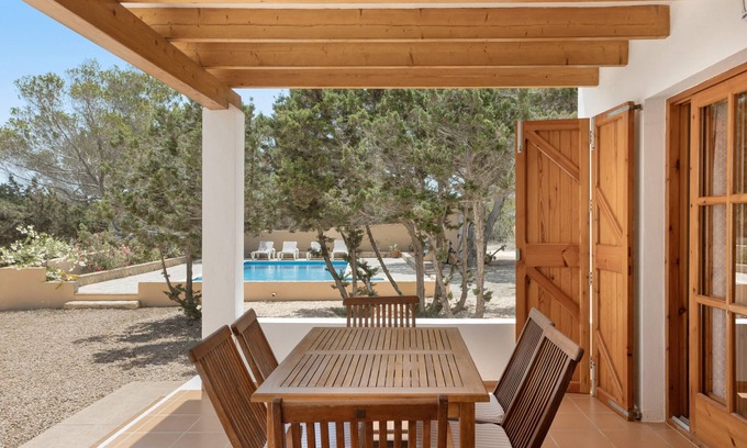 Formentera House | Holiday Home 'Victor' with Private Pool, Private Terrace and Wi-Fi
