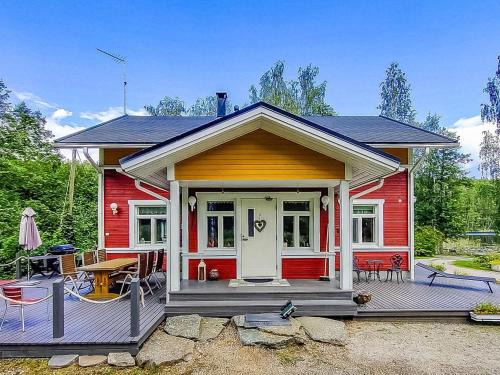Pori House | Cozy Holiday Home Villa Ahomoisio: Family & Pet Friendly Stay