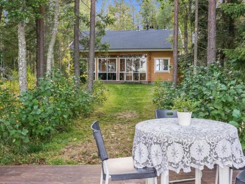 Juva House | Family-Friendly Holiday Home Villa Eerola with Hot Tub