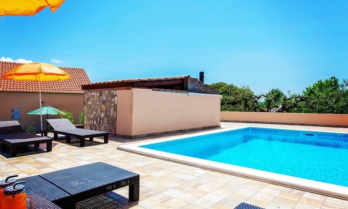 Primosten Burnji House | Relaxing Holiday Home with Private Pool and Ocean View