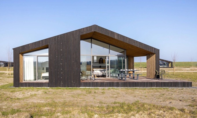 Wissenkerke House | Cozy Retreat Surrounded by Nature with Great Amenities