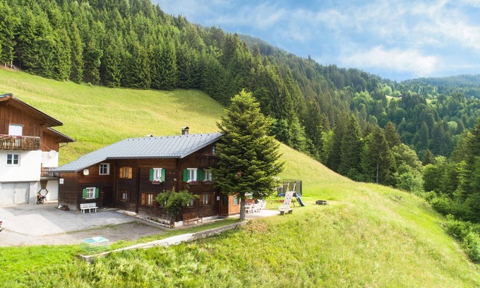 Silbertal Apartment | Alpine Retreat with Garden & Pet-Friendly Amenities